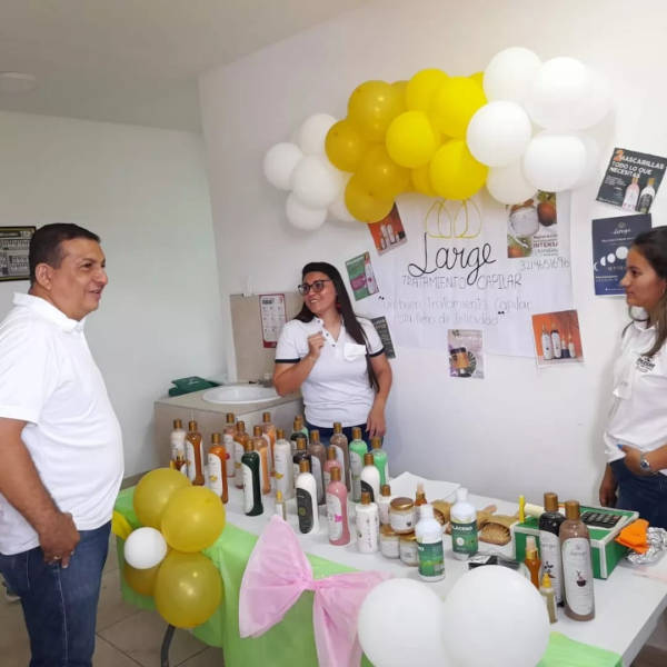 Ideas de negocios de estudiantes de INTECOS Valledupar