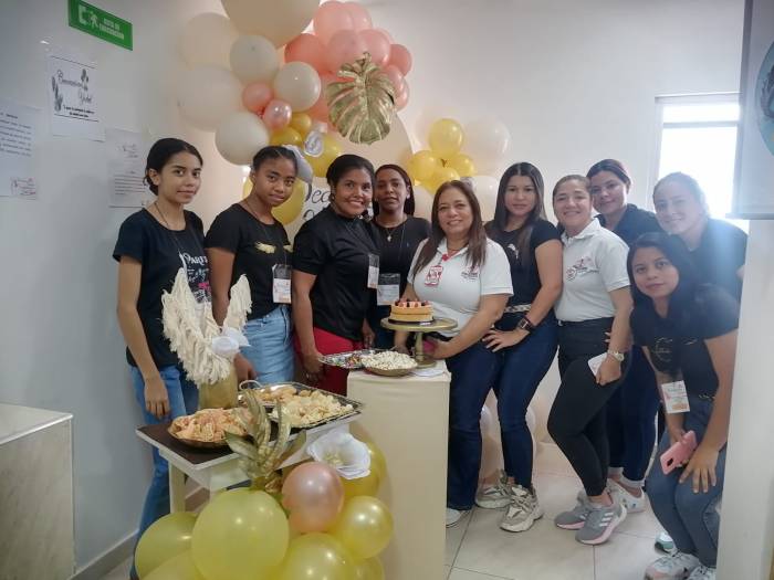 Presentación de ideas de negocios de los estudiantes de INTECOS Valledupar