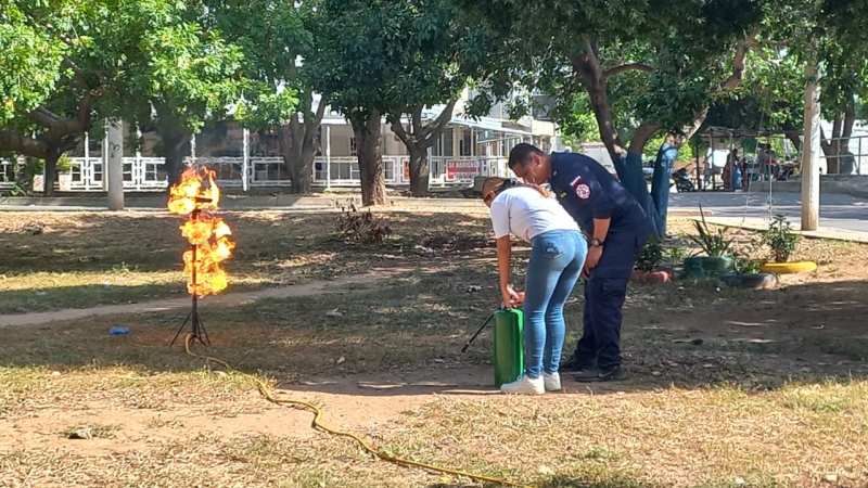 Taller de seguridad industrial y maneo de incendios de INTECOS Valledupar